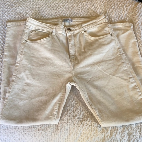 White Bershka Skinny Jeans - Picture 2 of 3